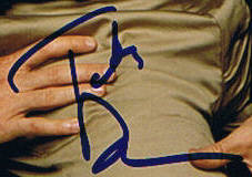 Tate Donovan - Signature Close-Up